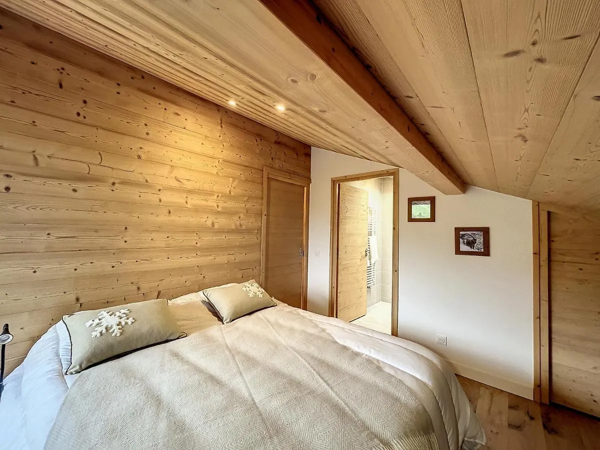 Appartement Neuf Avec Vue Mont Blanc, Parking Et Wifi A Combloux - Fr-1-560-113 Apartment