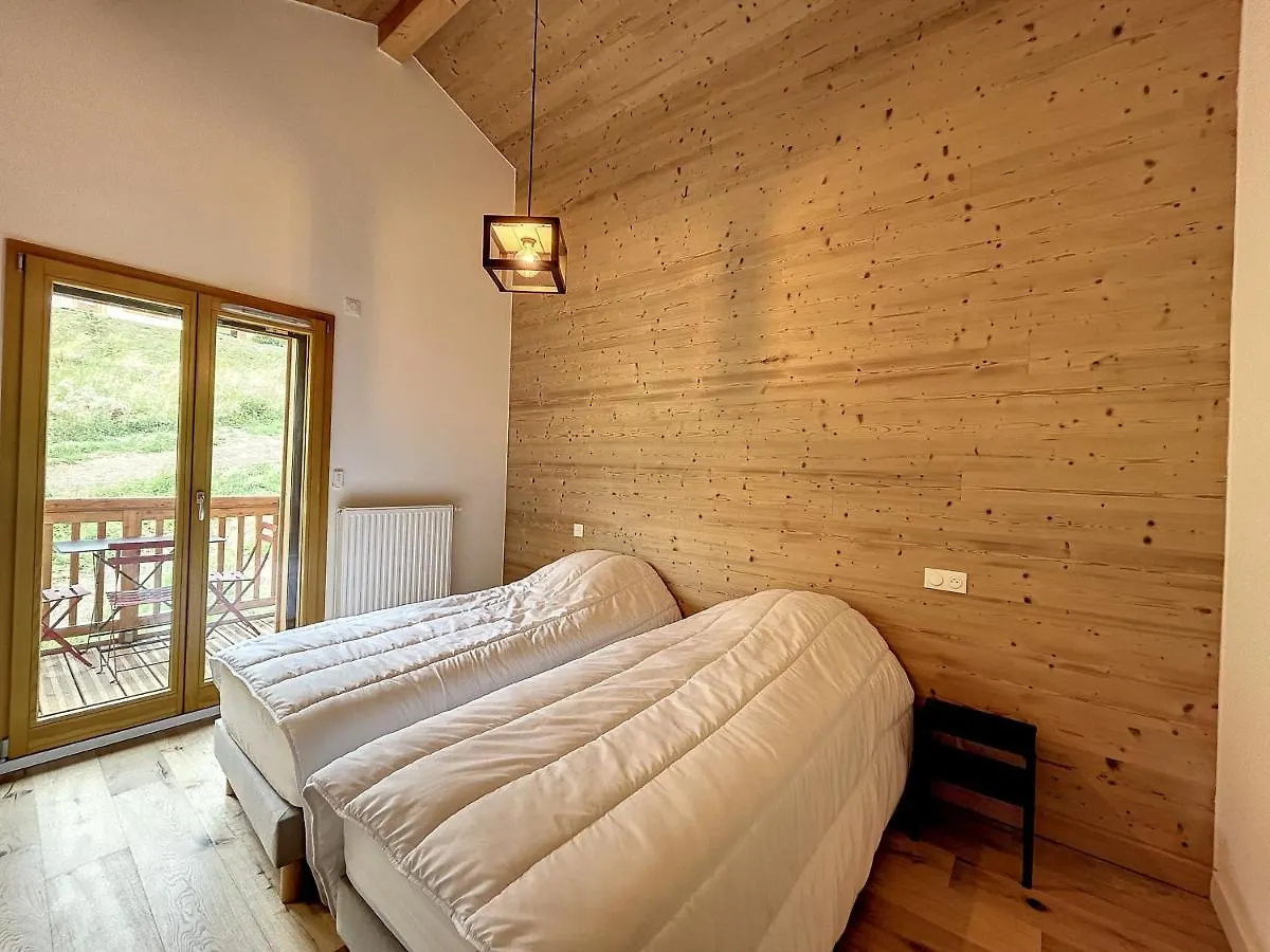 Appartement Neuf Avec Vue Mont Blanc, Parking Et Wifi A Combloux - Fr-1-560-113 Apartment
