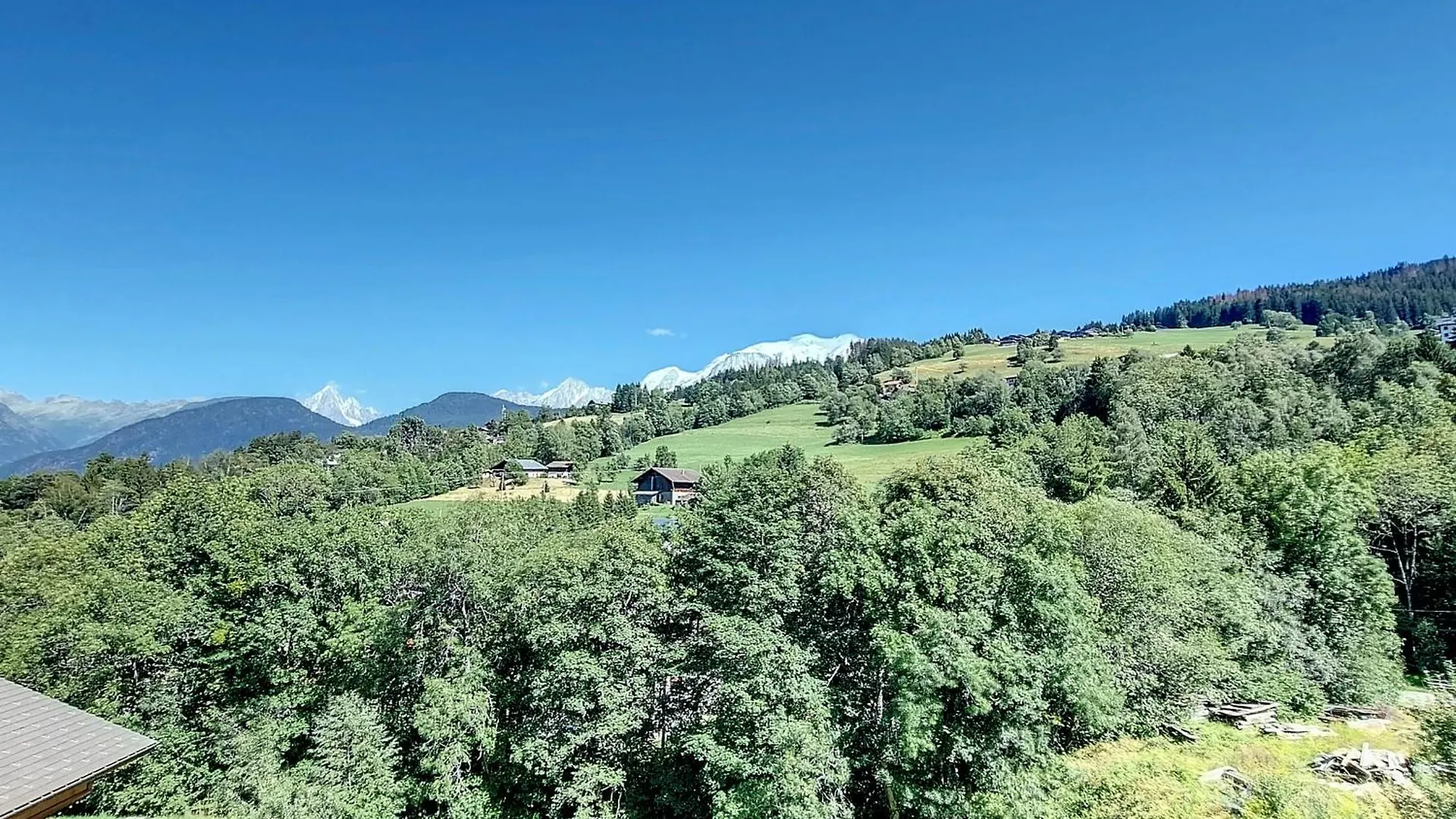 Apartment Appartement Neuf Avec Vue Mont Blanc, Parking Et Wifi A Combloux - Fr-1-560-113